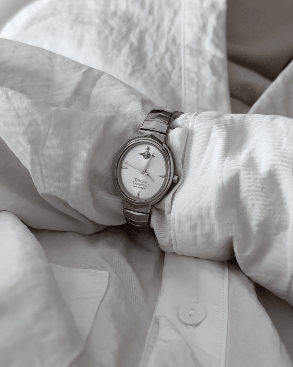 (金銀兩色)Vivienne Westwood Armour Watch 極簡蛇骨手錶 - Topickstore