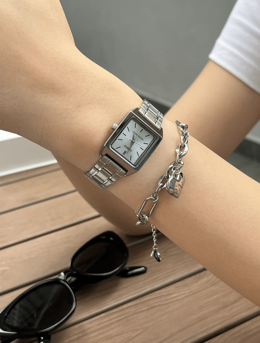 極簡美學天花板！Casio Vintage 復古極簡刻度 小方錶 (金銀兩色) - Topickstore