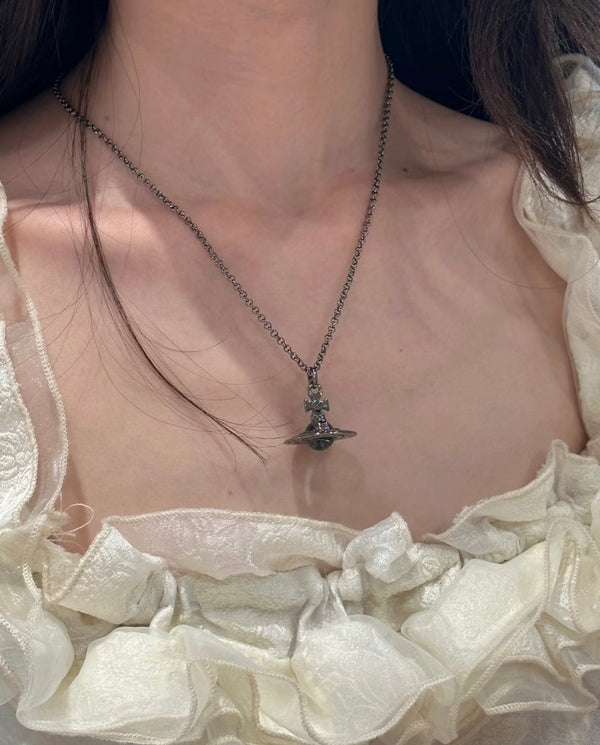 Vivienne Westwood ORB Pendant Necklace 暗灰色🖤 - TOPICKSTORE