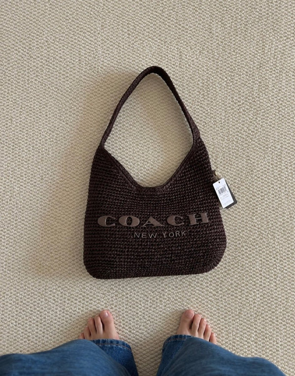 Coach Brooklyn Shoulder Bag 28 草編肩背袋｜夏日度假風情 - Topickstore