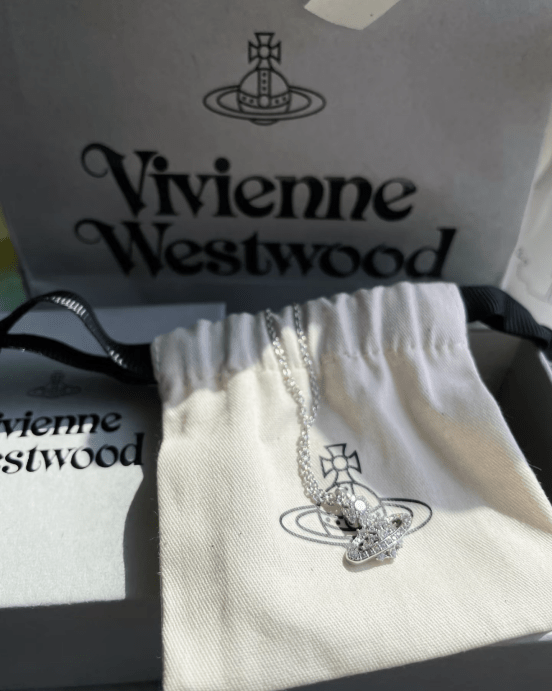 Vivienne Westwood Narcissa Necklace 浪漫雪花系列❄️ - Topickstore
