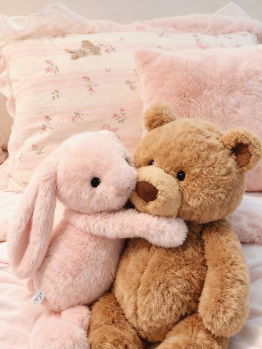 JELLYCAT 36cmBartholomew bear 🧸｜超鬆軟大肚肚✨抱緊它超療癒的～ - Topickstore
