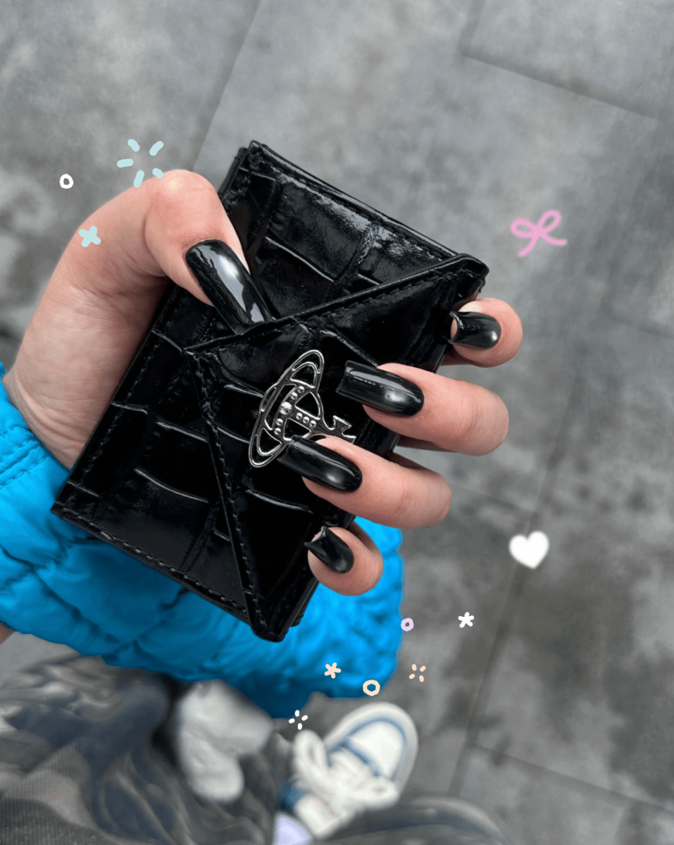 「全球極度缺貨🔥新版 3D 立體黑銀土星 × 奢華壓紋鱷魚皮🖤✨」Vivienne Westwood Envelope Mini Wallet - Topickstore