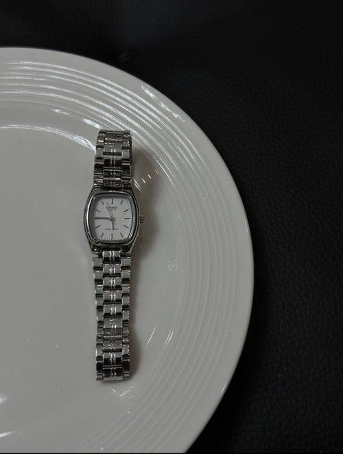 Casio Classic Silver 復古氣質小鋼錶(黑白兩色) - Topickstore
