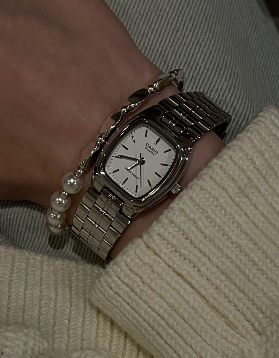 Casio Classic Silver 復古氣質小鋼錶(黑白兩色) - Topickstore
