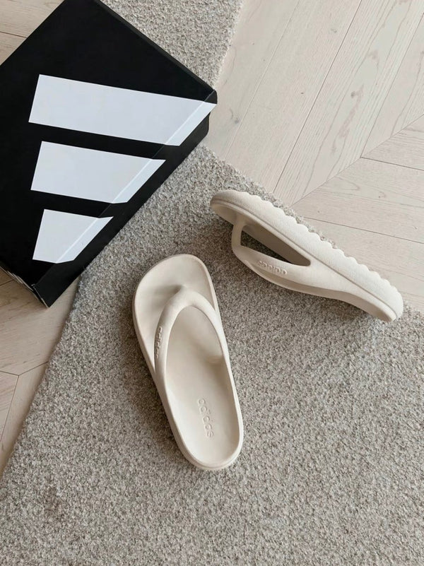 Adidas Adilette Lumia Cloudfoam 夾腳拖鞋 - Topickstore