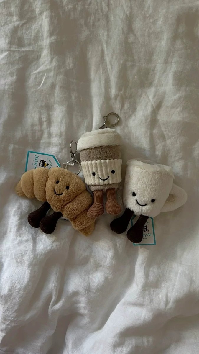 JELLYCAT QQ牛角包🥐掛飾 8cm - Topickstore
