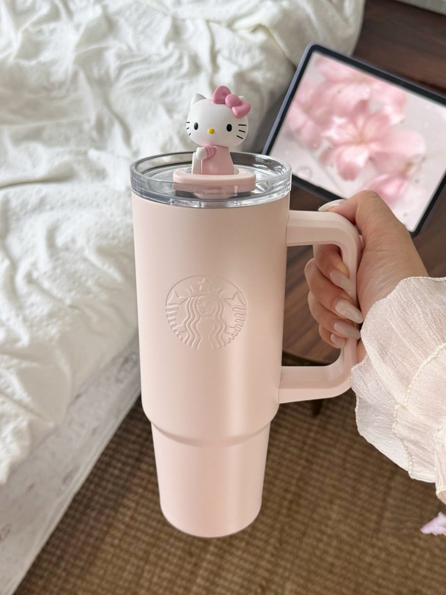 【 亞太區限定 】 Starbucks✨超級美少女粉💓900mL 不鏽鋼吸管水杯｜女生們 找到你們喝水的動力了🥹！！ - Topickstore