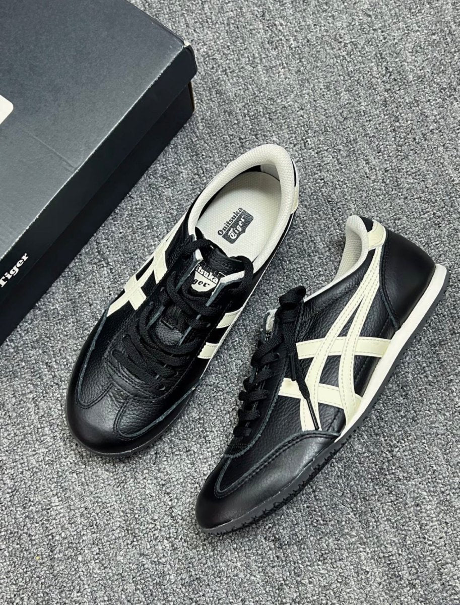 🤍 穿搭人鞋櫃常駐！Onitsuka Tiger 鬼塚虎復古德訓鞋（米白黑焦糖底）✨ - Topickstore