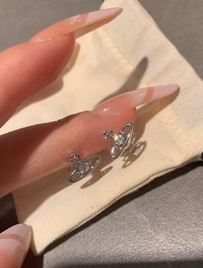 Vivienne Westwood Nano Solitaire Earrings Cortis 同款閃石耳環 - Topickstore