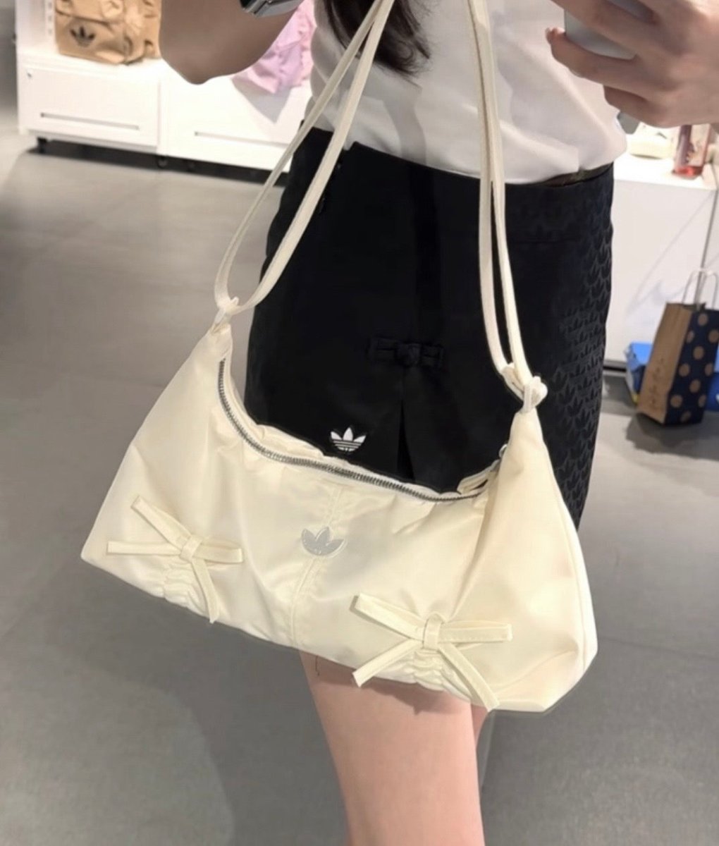 ADIDAS ORIGINALS 蝴蝶結法棍包｜韓系甜酷風肩背袋🎀 - Topickstore
