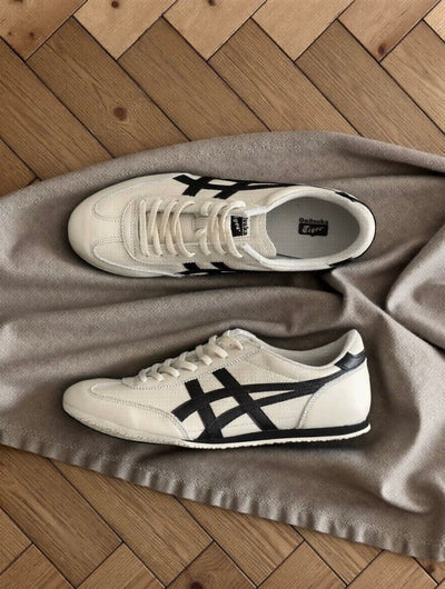 🤍 穿搭人鞋櫃常駐！Onitsuka Tiger 鬼塚虎復古德訓鞋（米白黑焦糖底）✨ - Topickstore