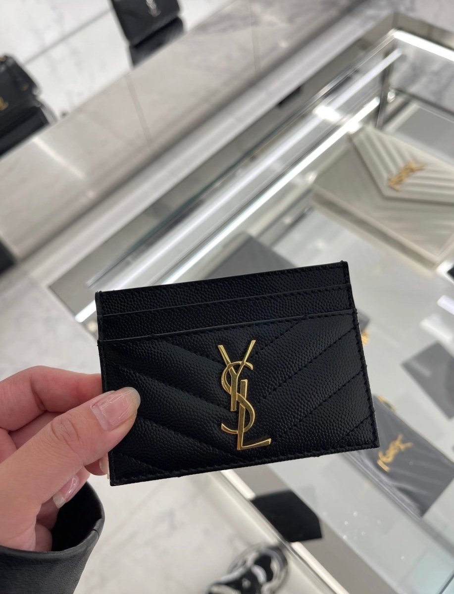 YSL CASSANDRE MATELASSÉ 經典粒面皮革卡套 - Topickstore