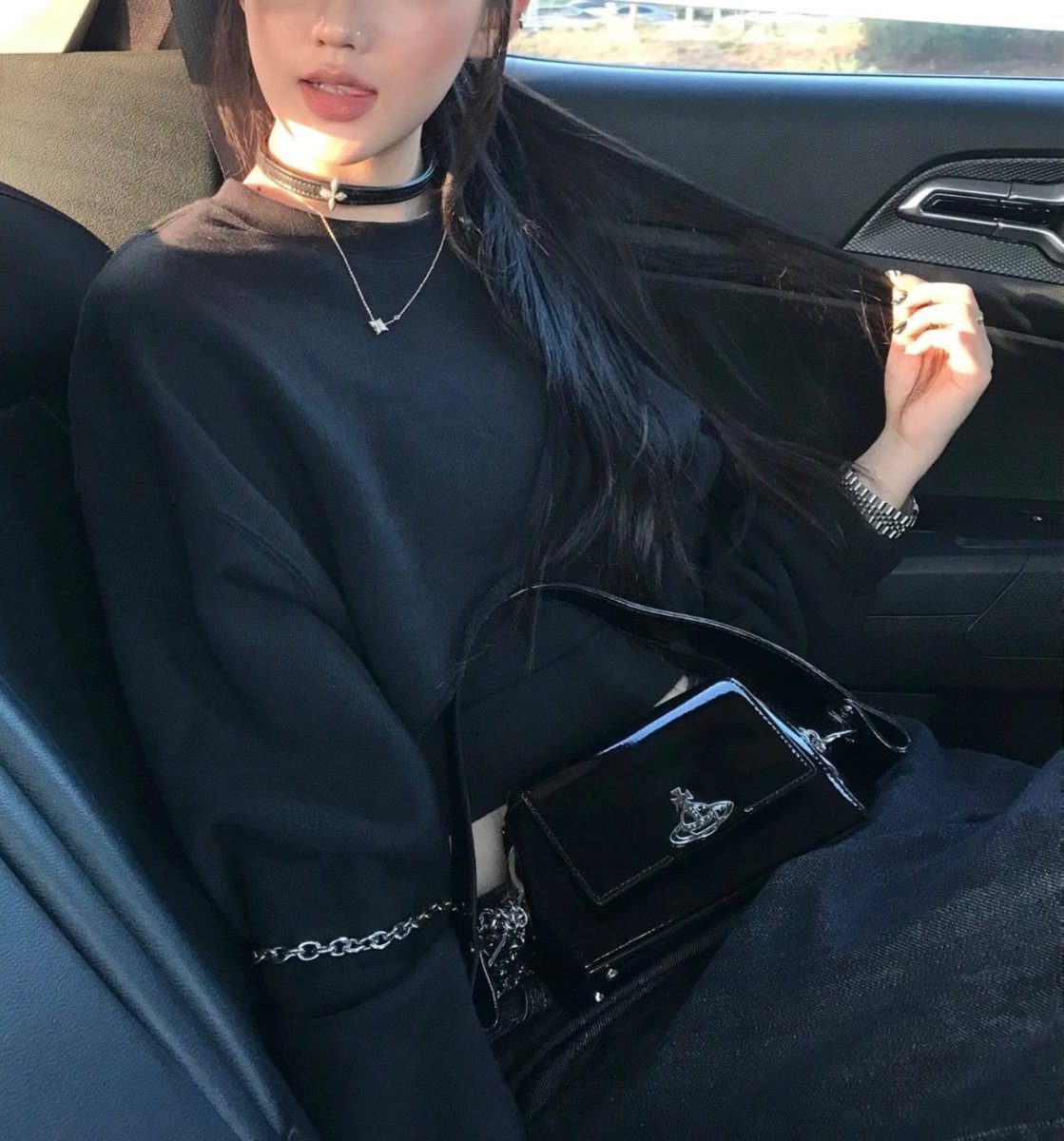 Vivienne Westwood Hazel Bag 頂級亮面漆皮黑色手袋🖤✨ - Topickstore