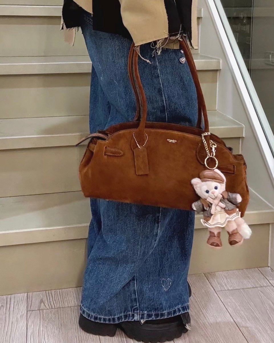 Coach Empire Carryall Bag 34 ｜詢問度超高🕰️復古老錢風法棍手袋👜 - Topickstore