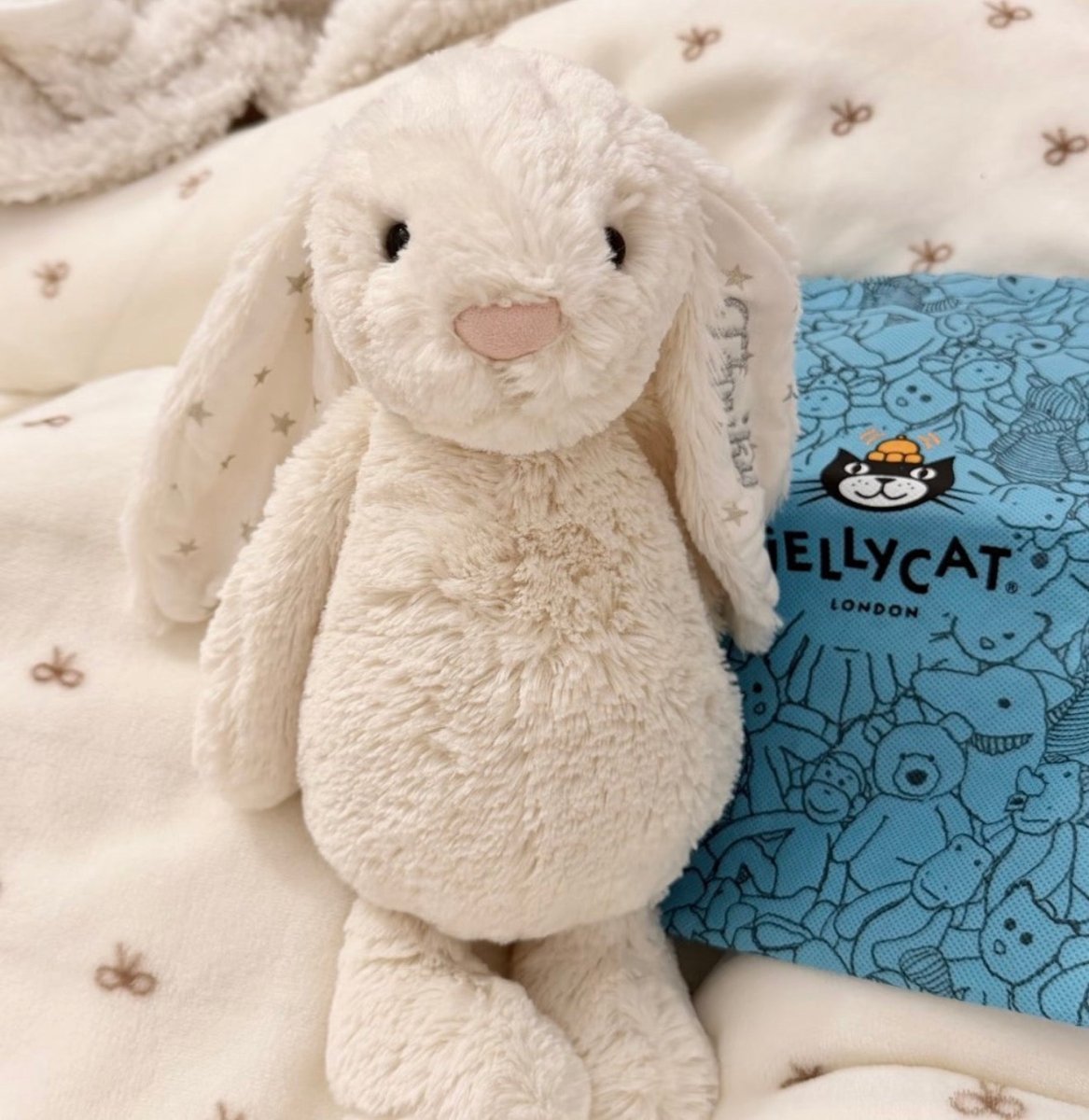 JELLYCAT 超熱賣斷曬貨！！奶白星星耳邦尼兔🌟🐰｜超級限量超級難找😭‼️ - Topickstore