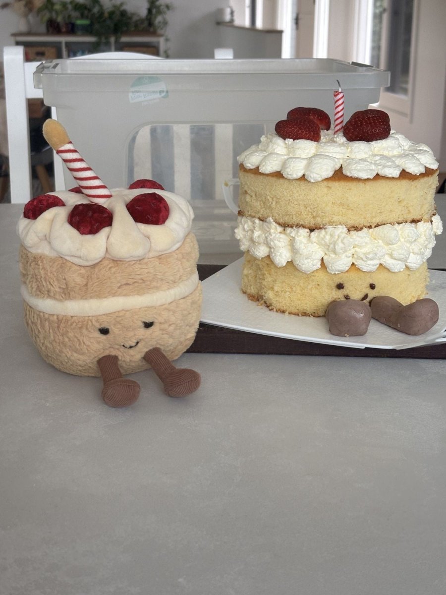 JELLYCAT Amuseable Birthday Cake 生日蛋糕公仔 - Topickstore