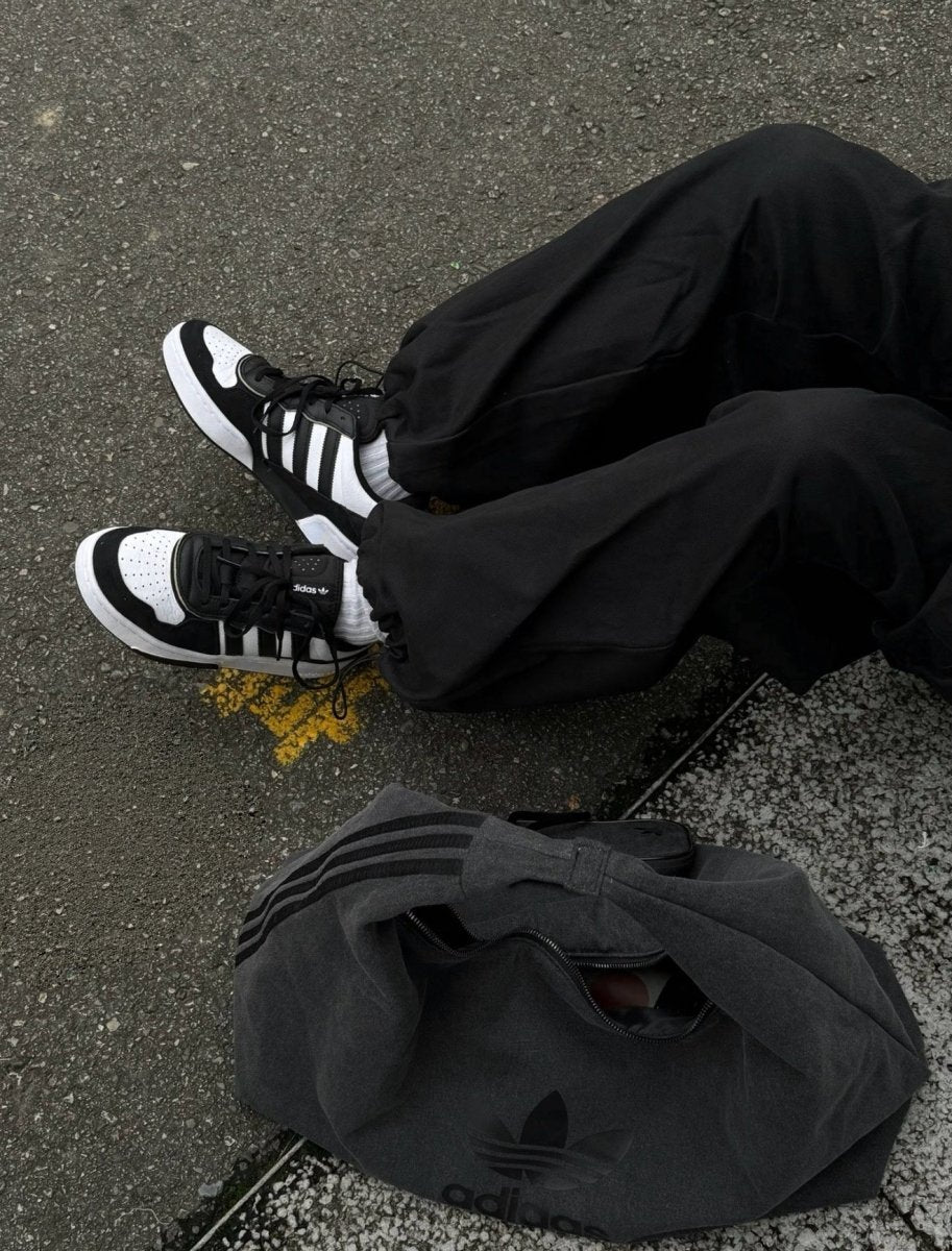 ADIDAS ORIGINALS 牛仔黑色🖤大容量雲朵包｜韓系鬆弛感單肩袋 - Topickstore