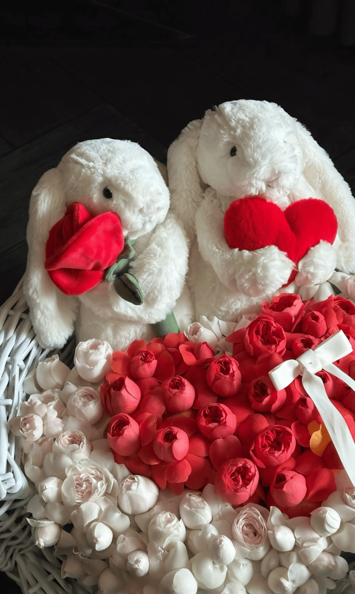 JELLYCAT Bashful Bunny with Heart 抱心心兔兔公仔 - Topickstore