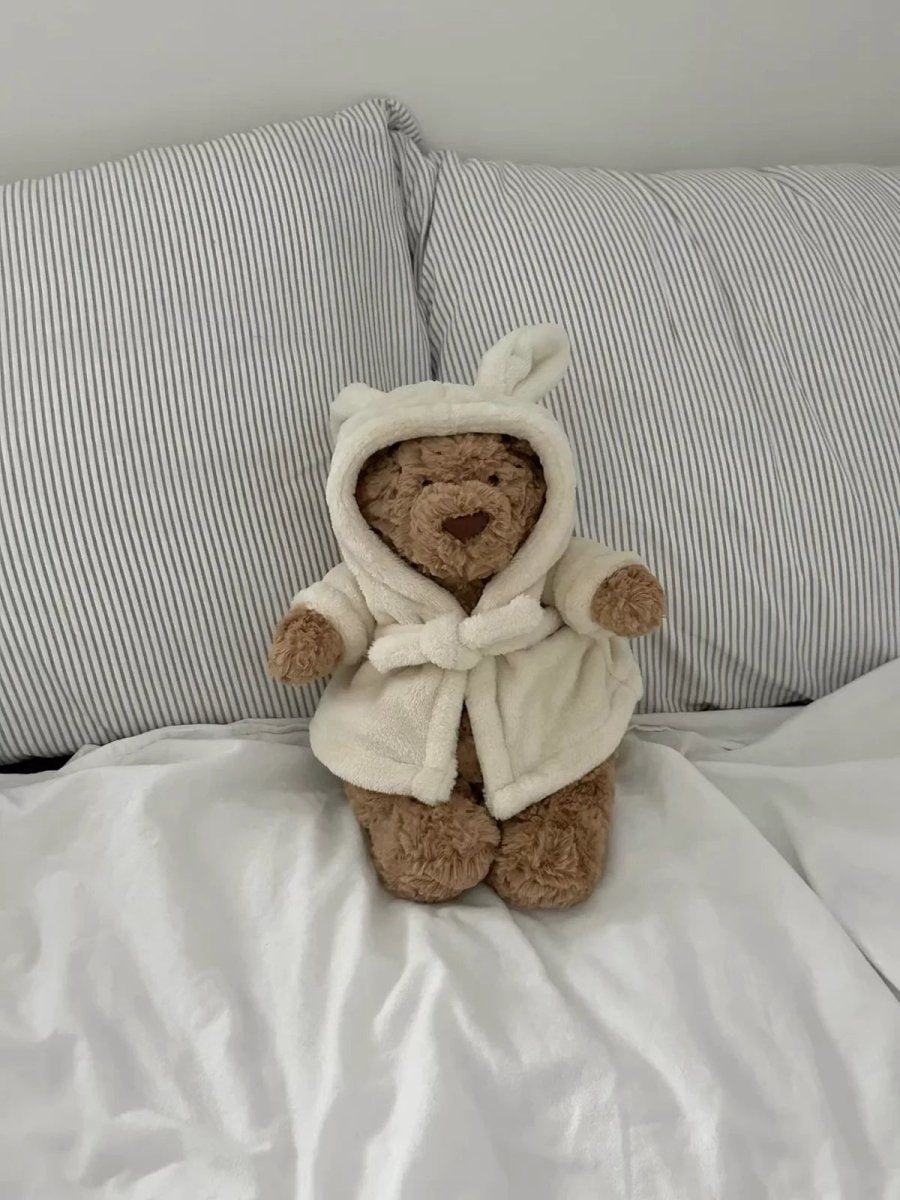 JELLYCAT Bartholomew Bathrobe Bear 浴袍小熊公仔 - Topickstore