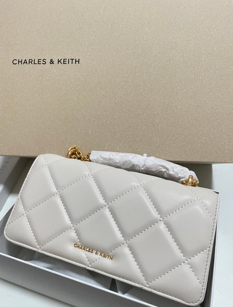 Charles & Keith Paffuto 經典菱格紋鍊條長銀包 - Topickstore