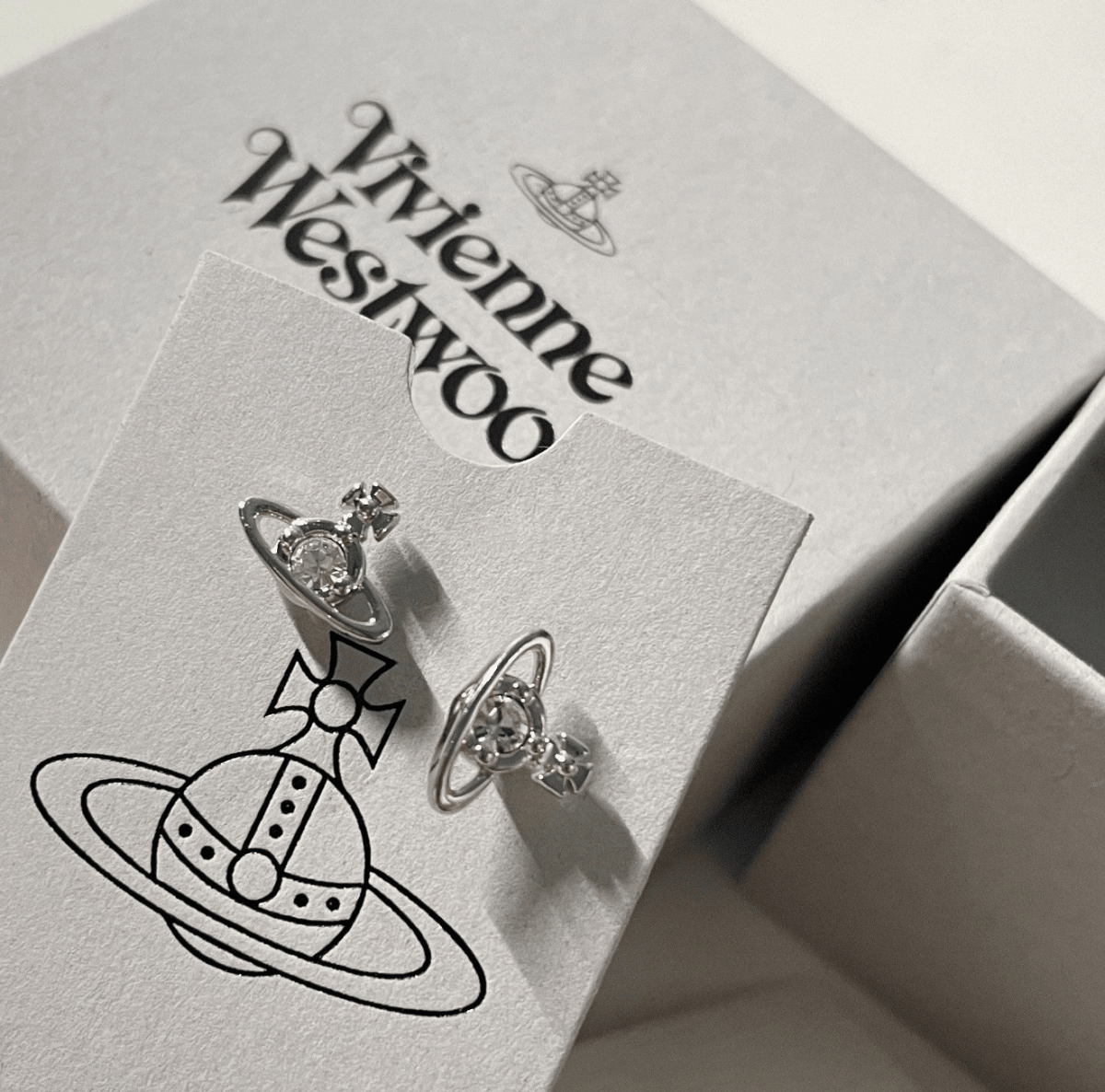 Vivienne Westwood Nano Solitaire Earrings Cortis 同款閃石耳環 - Topickstore