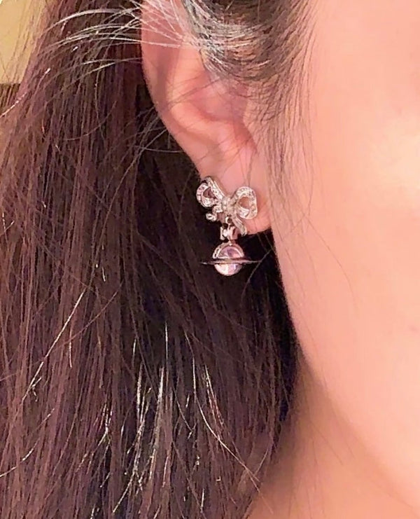 ⁠⁠Vivienne Westwood Octavie Pendant Earrings 純銀蝴蝶結閃鑽耳環 (最熱賣3色入) - Topickstore