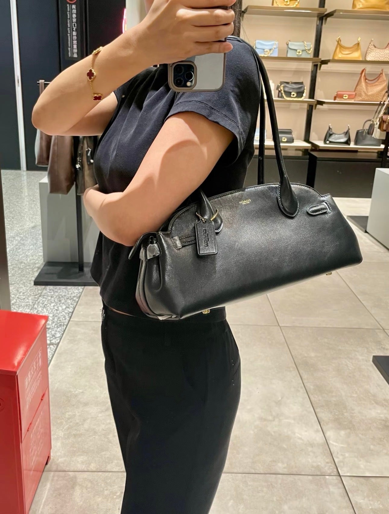 Coach Empire Carryall Bag 34  復古法棍袋｜高級感人氣款
