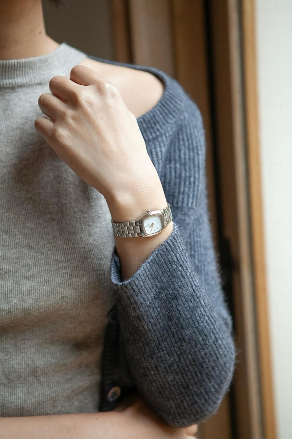 Casio Classic Silver｜輕薄設計 Y2K復古風