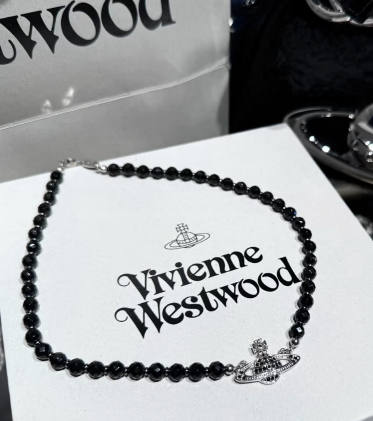 Vivienne Westwood Messaline Choker｜[Cortis 安乾鎬同款!!!・型格滿分]