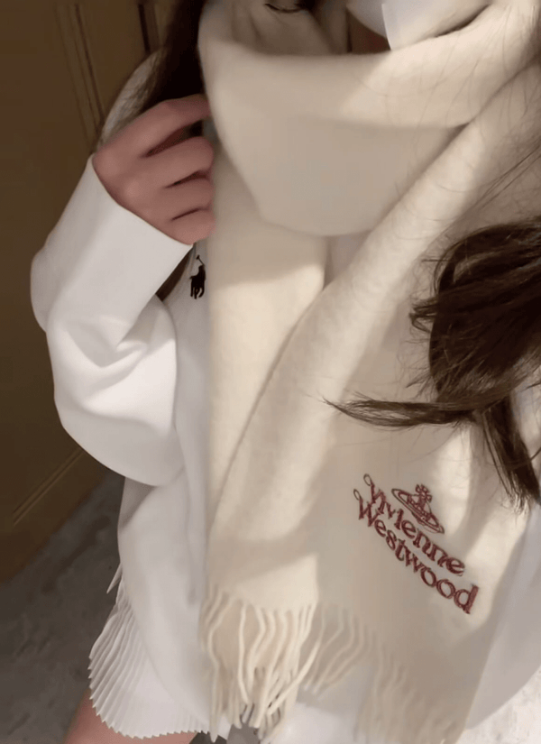 Vivienne Westwood 100%純羊毛刺繡 Logo 頸巾｜[超溫柔色系｜自用/送禮都超適合✨] - Topickstore